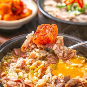 건더기가 한가득!! 얼큰하고 담백한 술국 2종