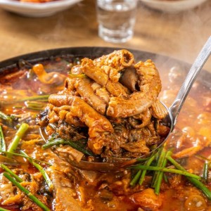 맛과 양을 다잡은 압도적 소곱창전골 1kg